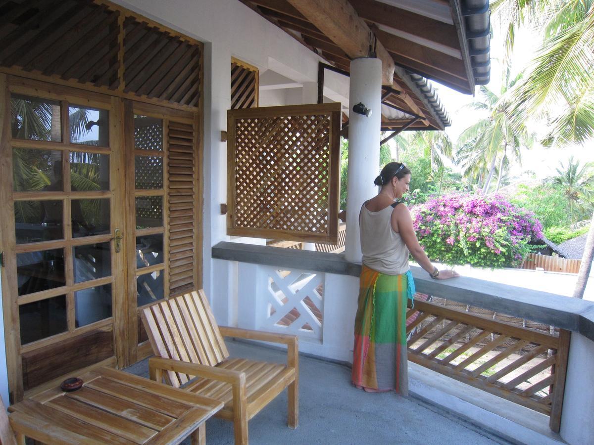 Stardust Beach Hotel Arugam Bay Exterior photo